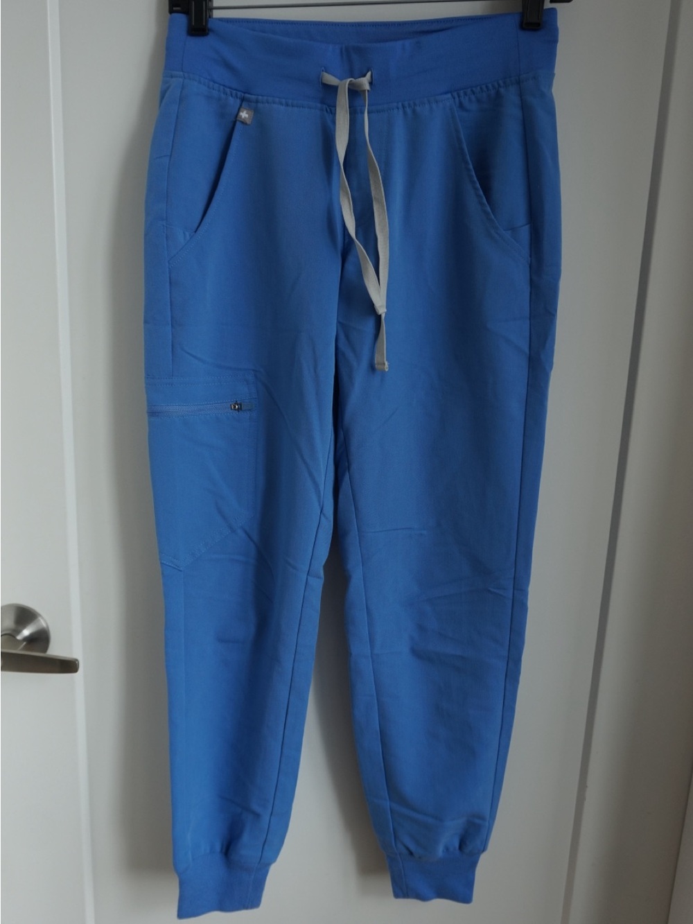 Figs Ciel Blue Women's Jogger Sweatpants with Drawstring
